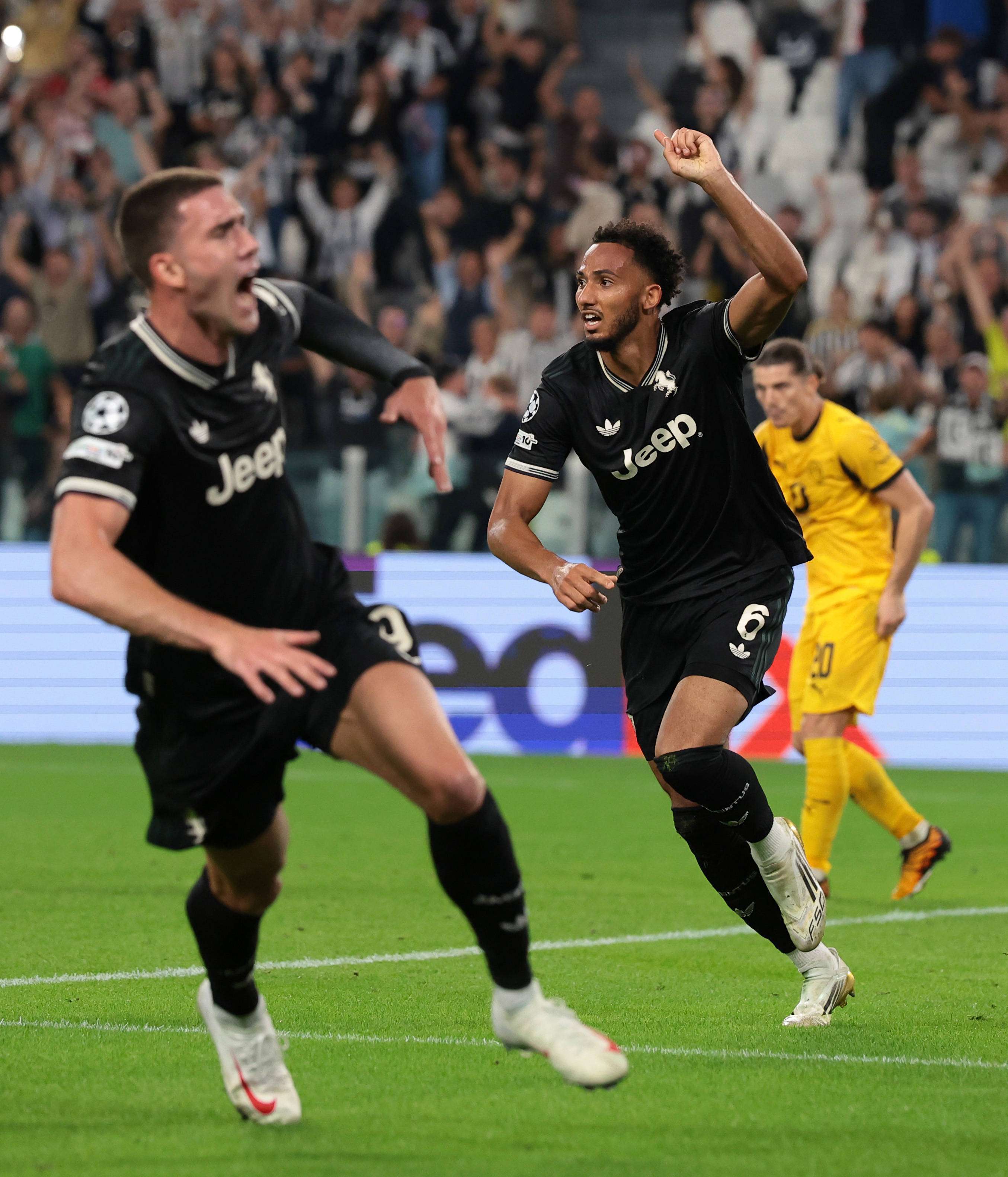 关于集结日欧冠焦点战，马赛伤情更新，话题不断，轮换策略成焦点的信息