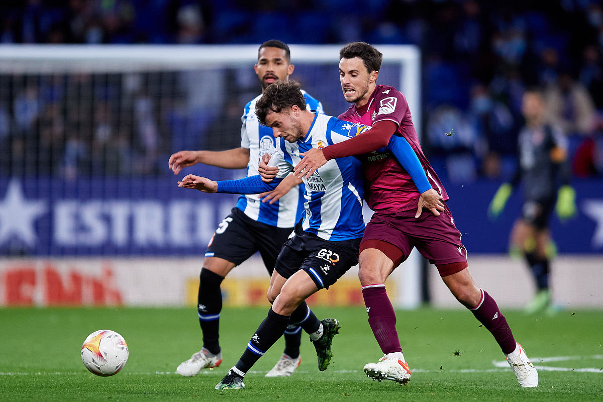 今晨瓦伦西亚备战英超，回应争议细节曝光，管理层满意，球队文化再被提及的简单介绍