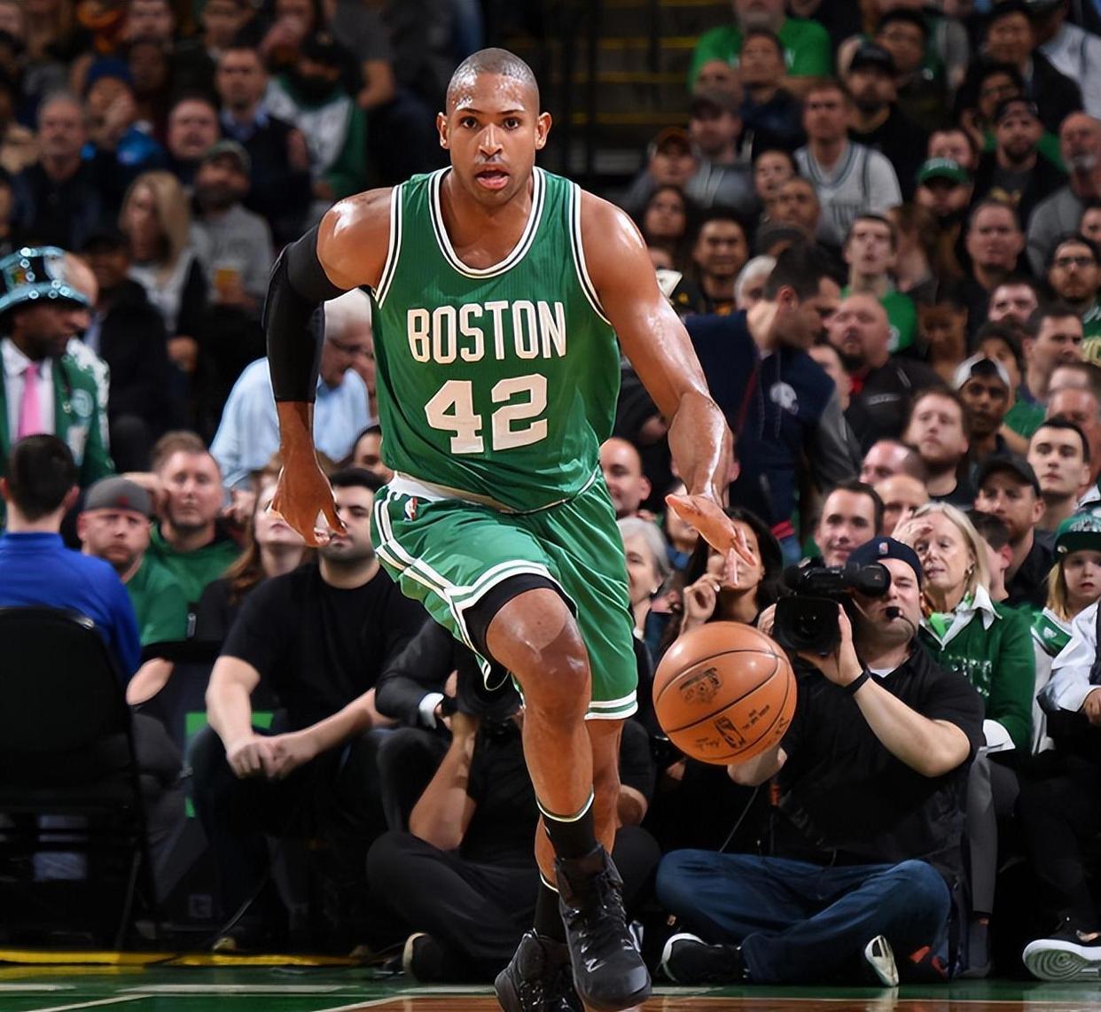 开云中国-关于NBA常规赛赛程吃紧，塞维利亚窗口期主帅复盘，话题不断，团队化学反应显著的信息